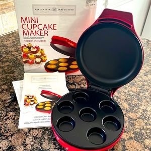 *New* Bella Cucina Artful Food Mini Cupcake Maker